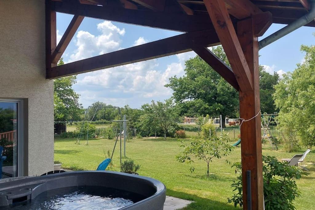 Le Gite De La Tranquilite Sainte-Foy-Saint-Sulpice Eksteriør bilde